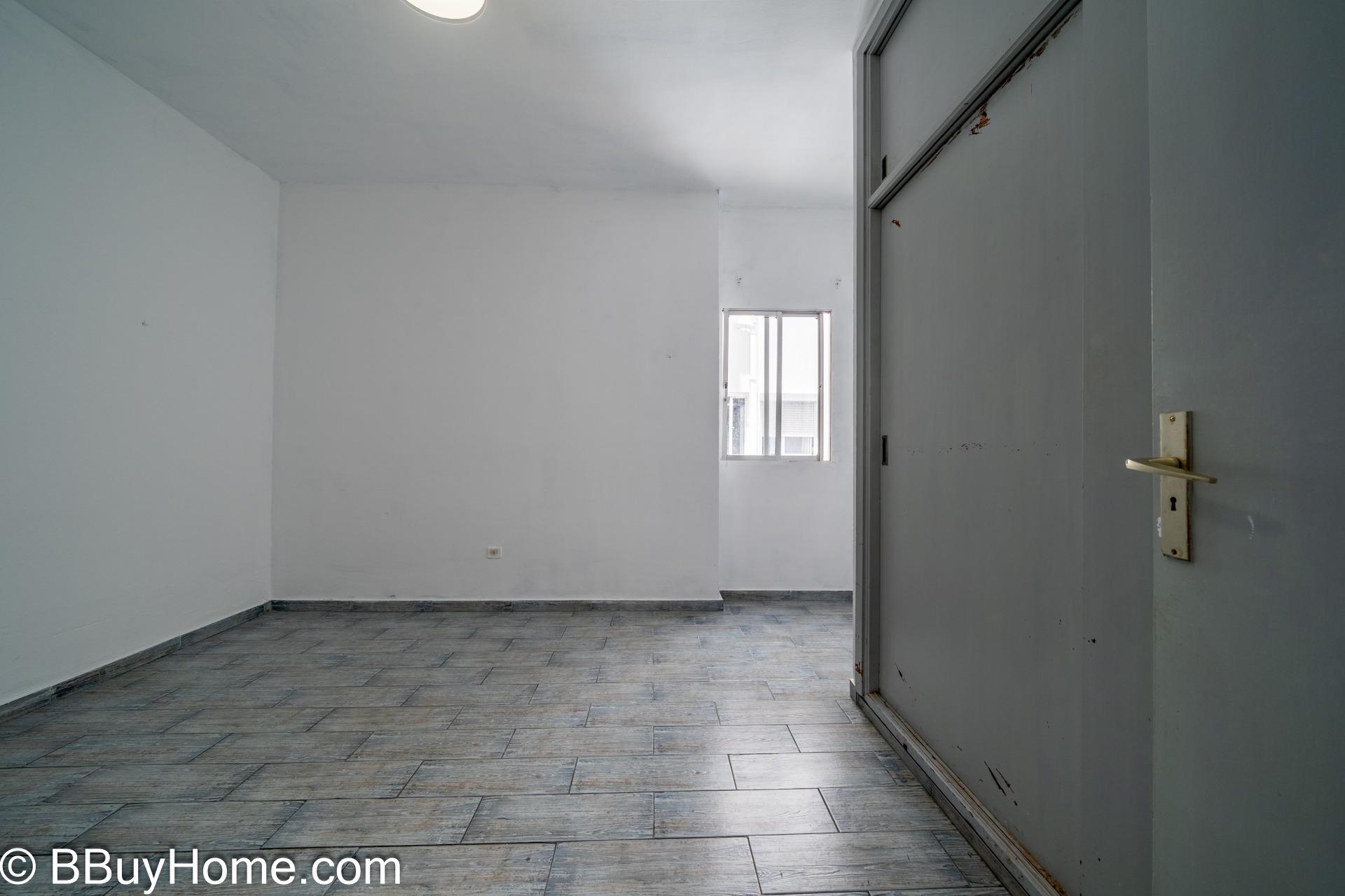Piso en venta en Néstor de la Torre