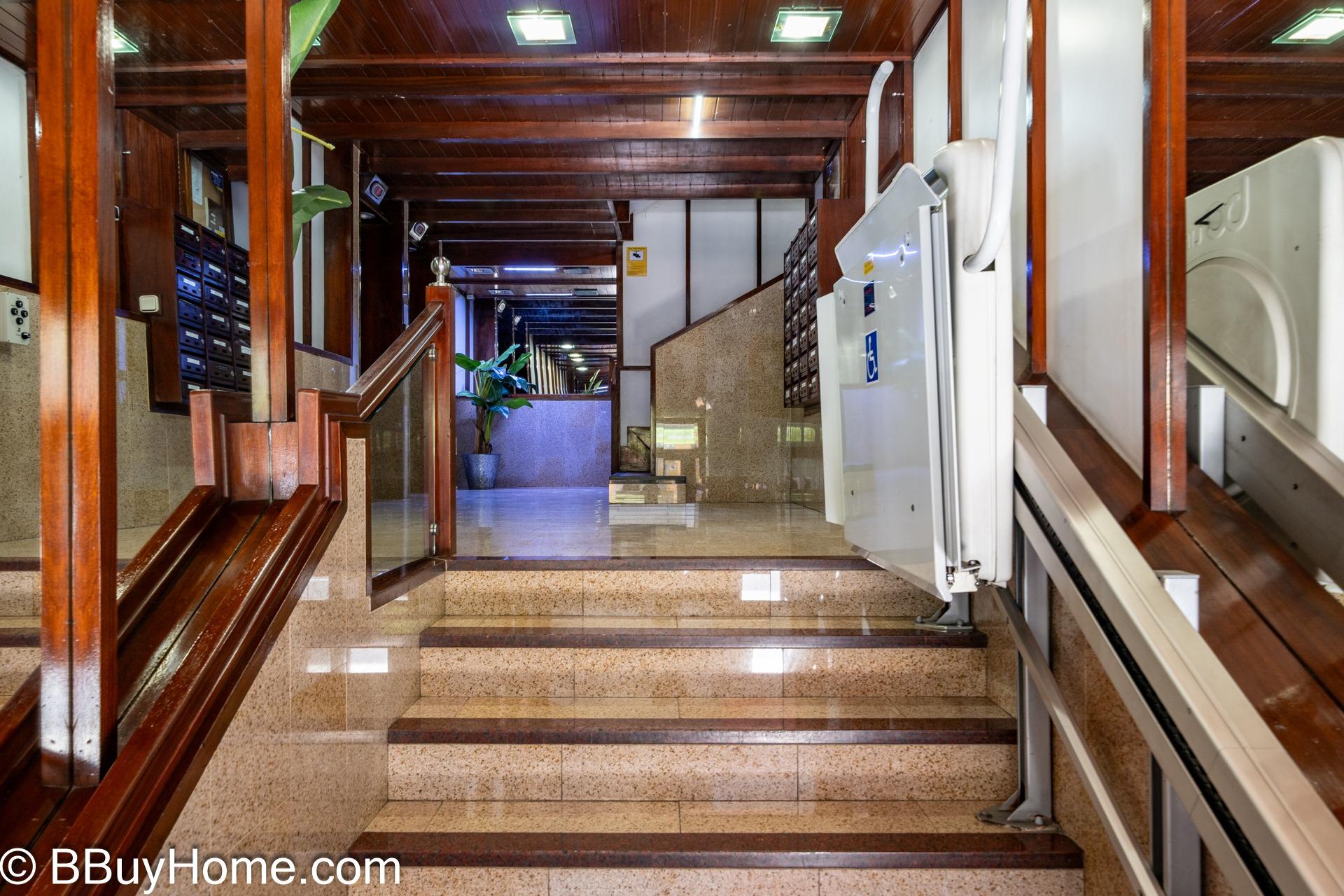 Piso en venta en Néstor de la Torre