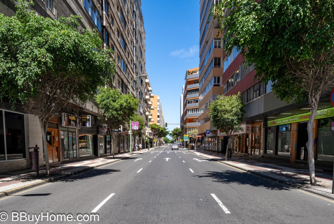 Piso en venta en Néstor de la Torre
