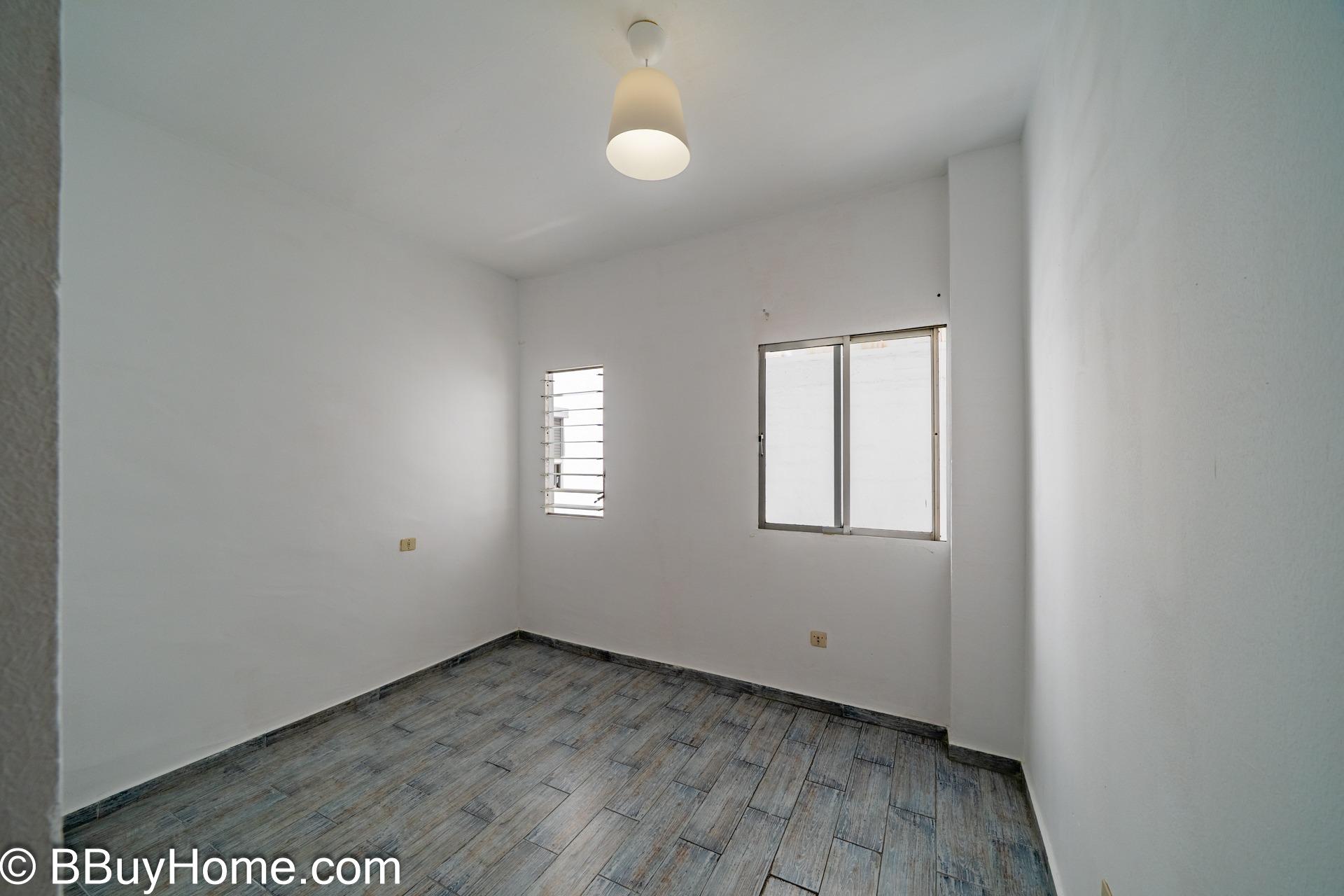 Piso en venta en Néstor de la Torre